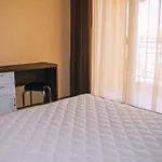 In Rif 3 Szálloda Ravda